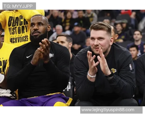 东契奇谈球队开局表现强调努力与领导力詹姆斯的榜样作用